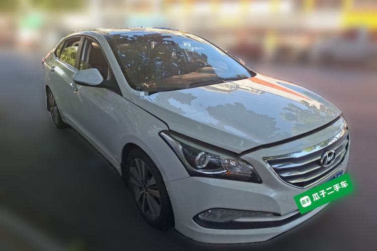 Used Hyundai Mistra 2014 1.8L Automatic Deluxe DLX Model Front Right 45 Deg