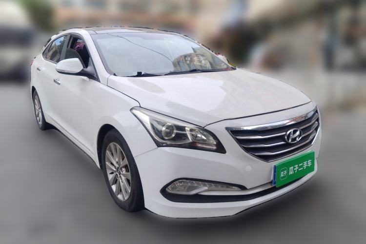 Used Hyundai Mistra 2014 1.8L Automatic Smart GLS Front Right 45 Deg