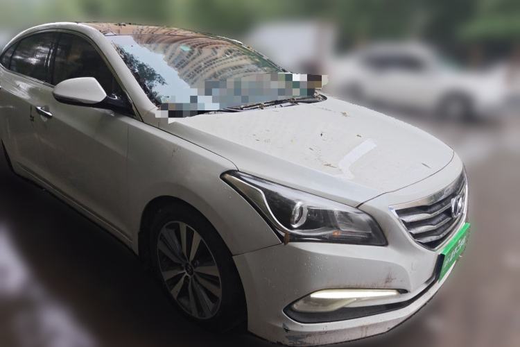 Used Hyundai Mistra 2014 1.8L Automatic Deluxe DLX Model Front Right 45 Deg