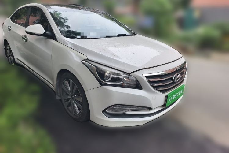 Used Hyundai Mistra 2014 1.8L Automatic Deluxe DLX Model Front Right 45 Deg