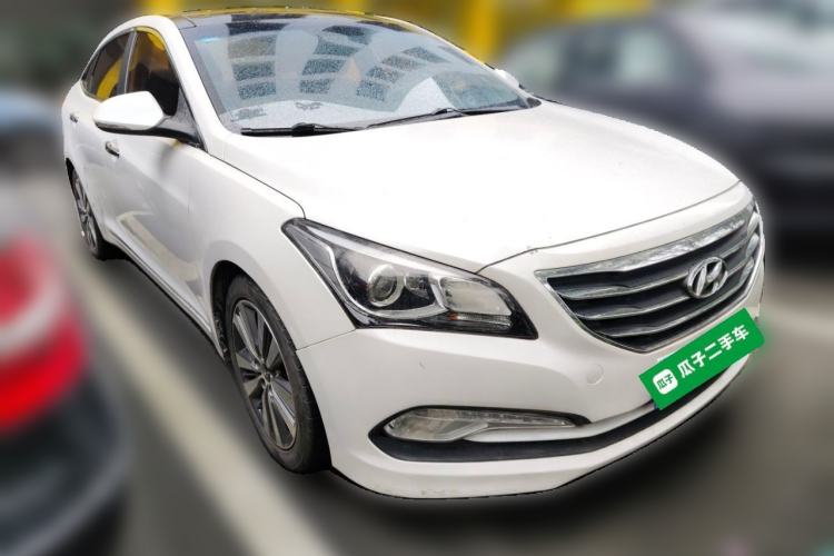 Used Hyundai Mistra 2014 1.8L Automatic Deluxe DLX Model Front Right 45 Deg