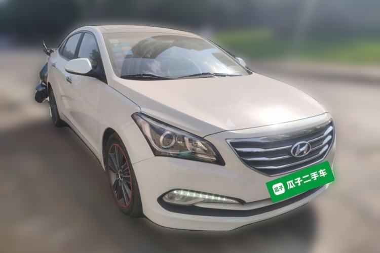 Used Hyundai Mistra 2014 1.8L Automatic Deluxe DLX Model Front Right 45 Deg