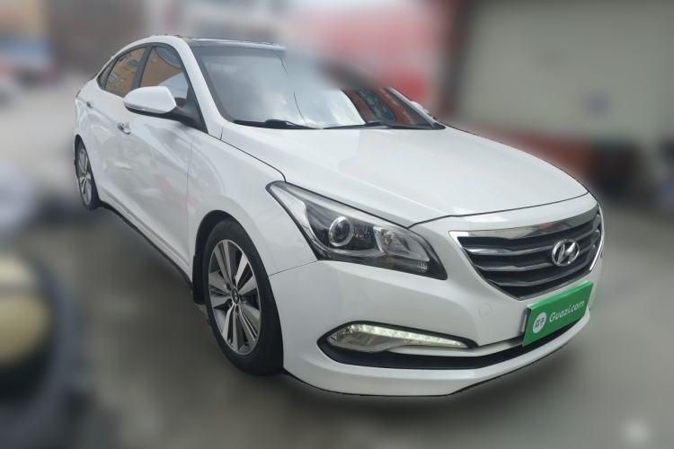 Used Hyundai Mistra 2014 1.8L Automatic Deluxe DLX Model Front Right 45 Deg