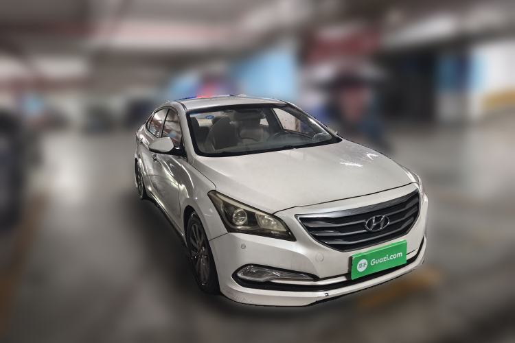 Used Hyundai Mistra 2014 1.8L Automatic Comfort Model GL Front Right 45 Deg