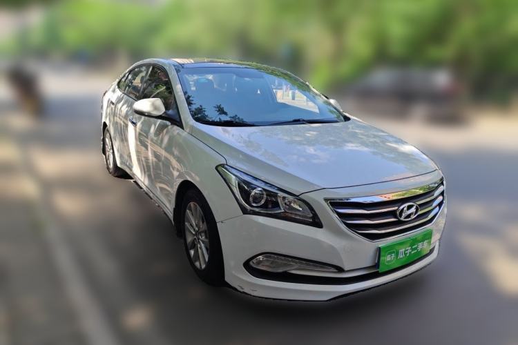 Used Hyundai Mistra 2014 1.8L Automatic Smart GLS Front Right 45 Deg