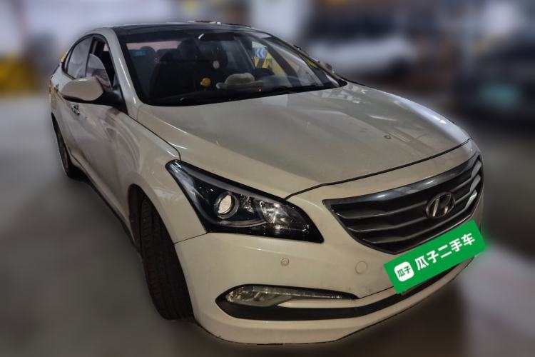 Used Hyundai Mistra 2014 1.8L Automatic Smart GLS Front Right 45 Deg