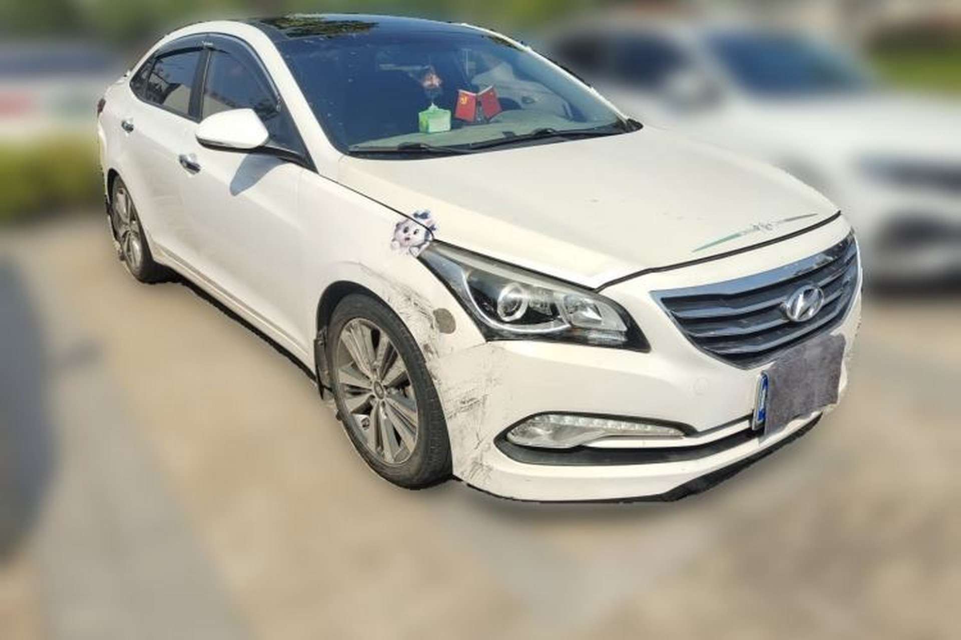 Used Hyundai Mistra 2014 1.8L Automatic Deluxe DLX Model Front Right 45 Deg
