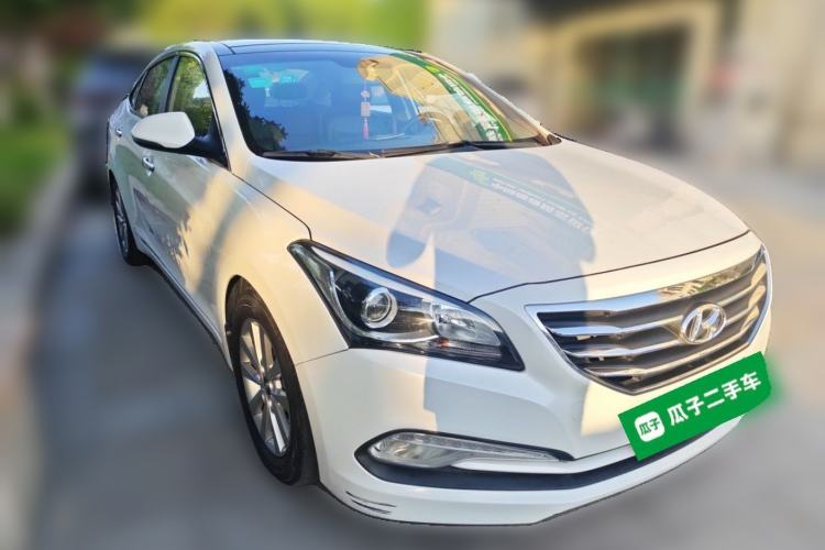 Used Hyundai Mistra 2014 1.8L Automatic Smart GLS Front Right 45 Deg