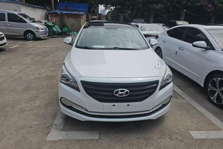 Used Hyundai Mistra 2014 1.8L Automatic Smart GLS Front