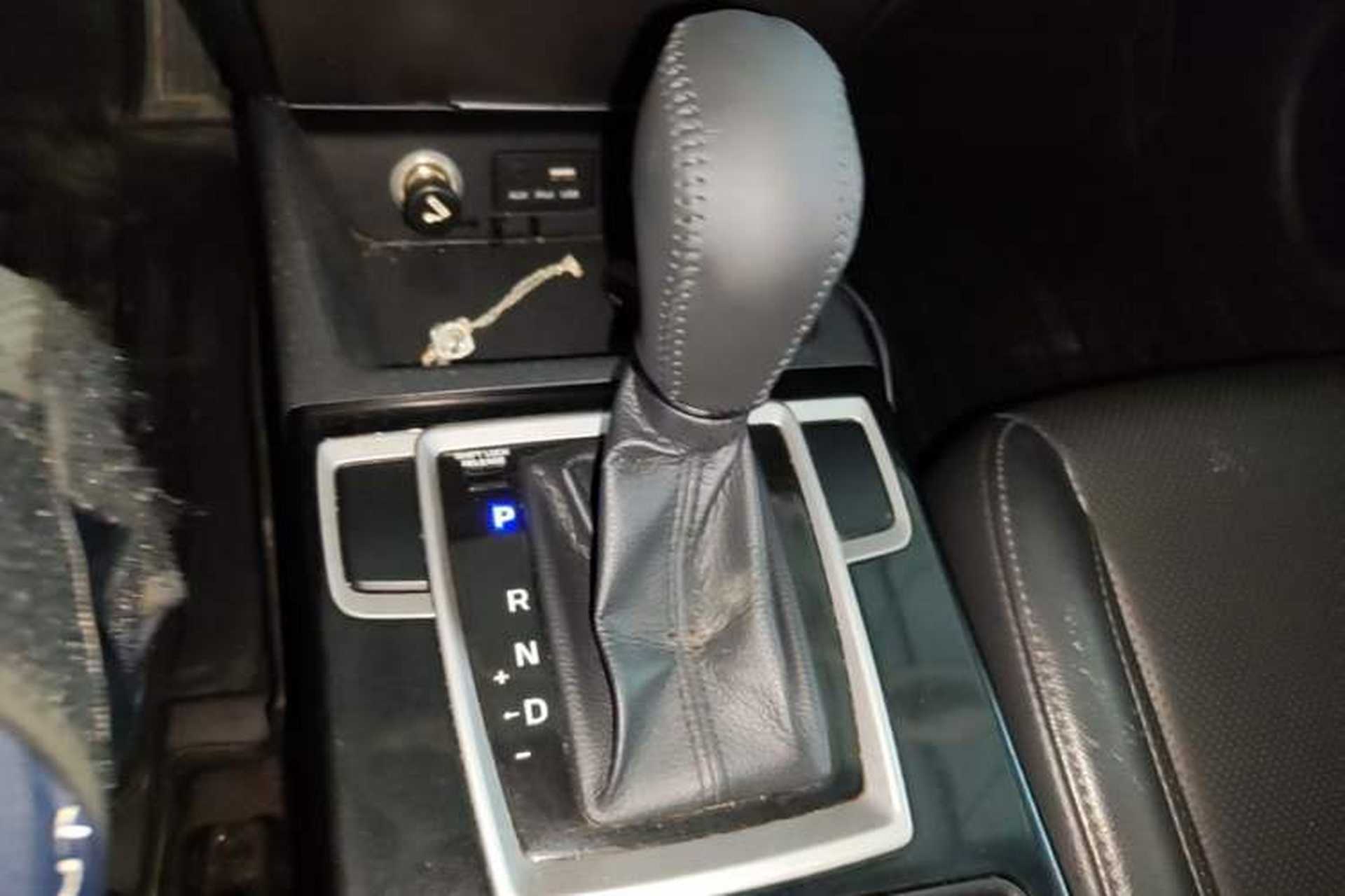 Used Hyundai Mistra 2014 1.8L Automatic Smart GLS Gear Lever