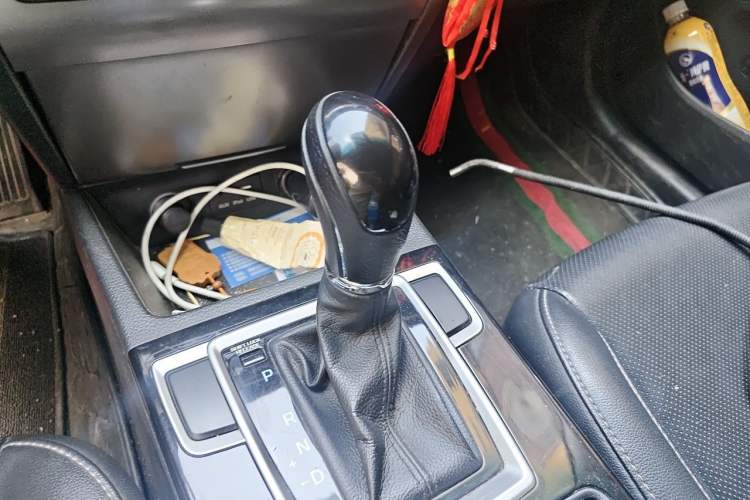 Used Hyundai Mistra 2014 1.8L Automatic Smart GLS Gear Lever