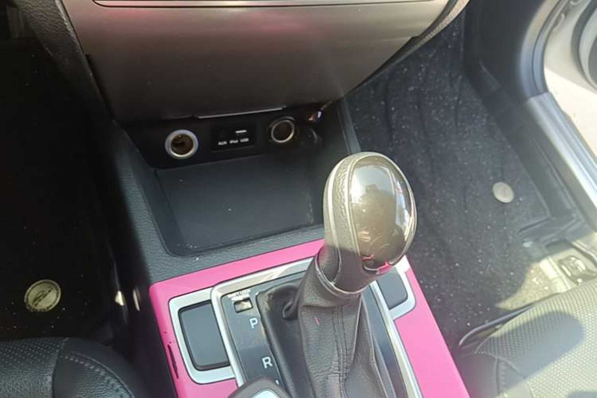Used Hyundai Mistra 2014 1.8L Automatic Smart GLS Gear Lever