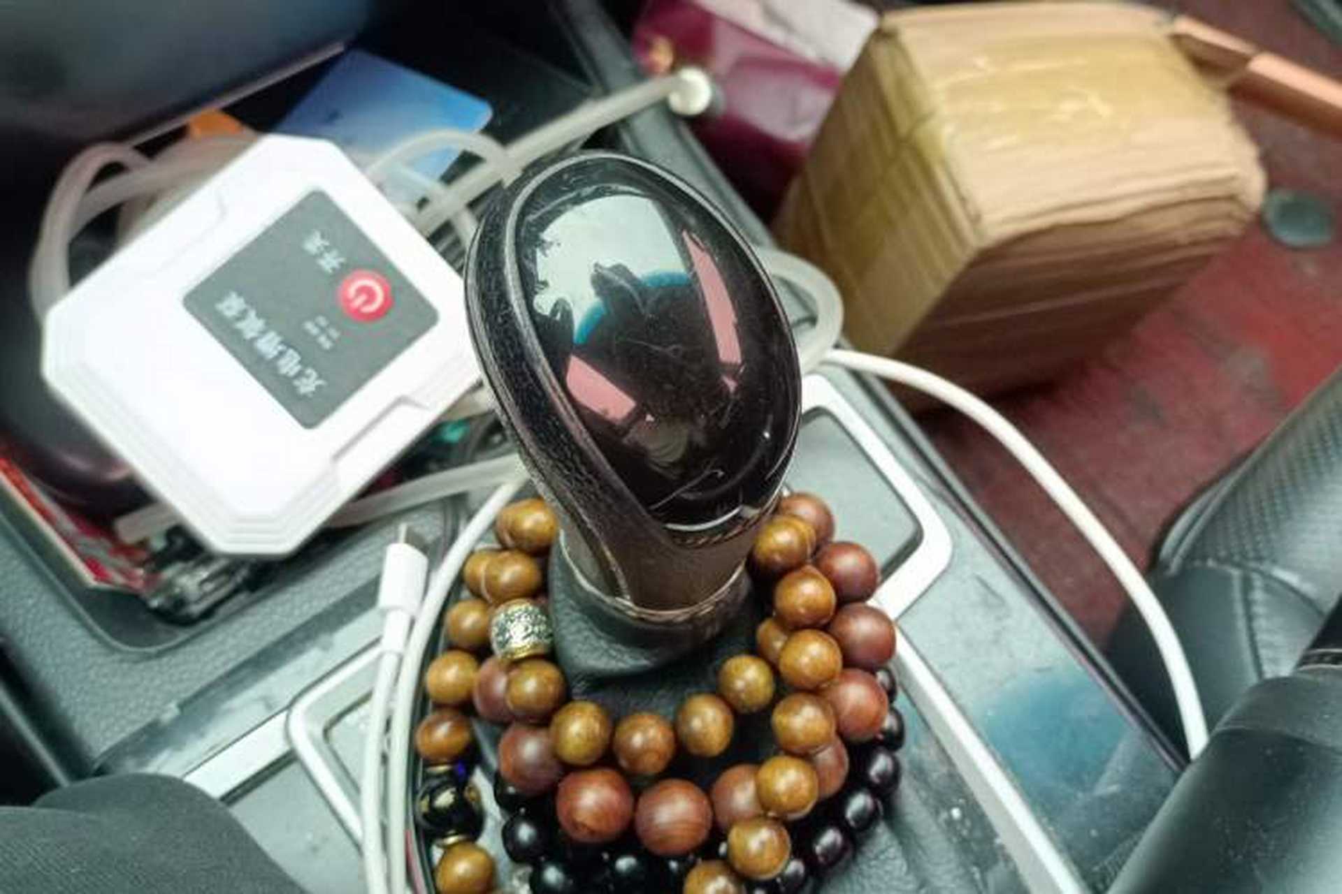 Used Hyundai Mistra 2014 1.8L Automatic Smart GLS Gear Lever