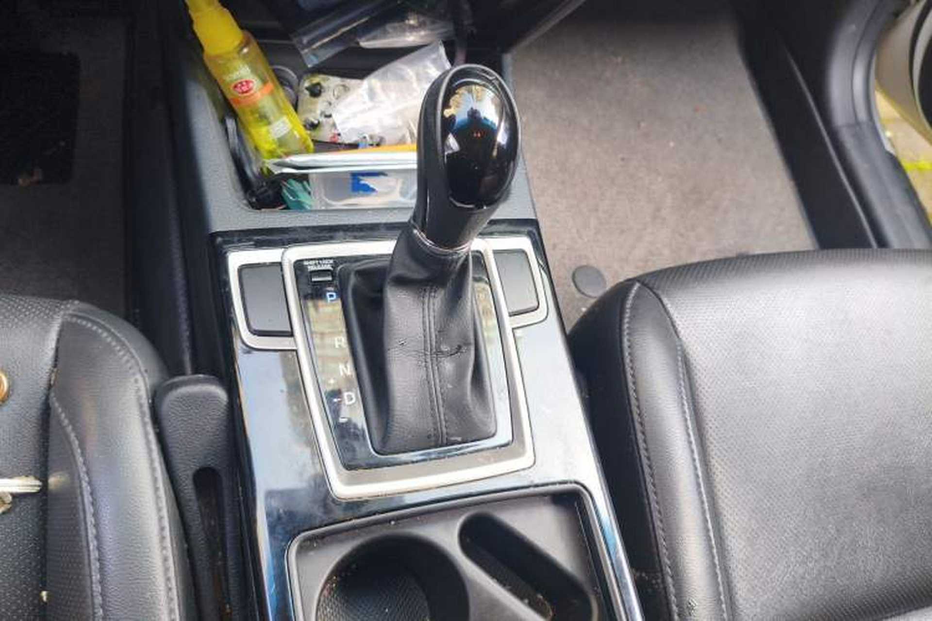 Used Hyundai Mistra 2014 1.8L Automatic Smart GLS Gear Lever