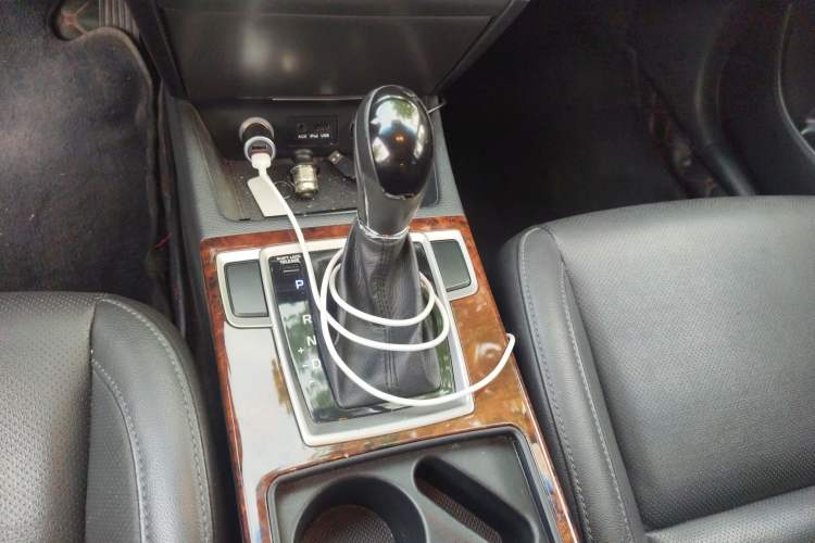 Used Hyundai Mistra 2014 1.8L Automatic Deluxe DLX Model Gear Lever
