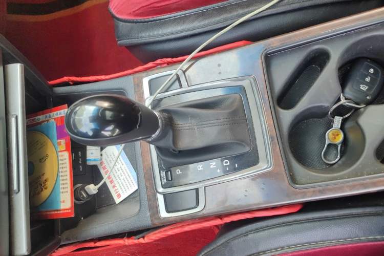 Used Hyundai Mistra 2014 1.8L Automatic Deluxe DLX Model Gear Lever
