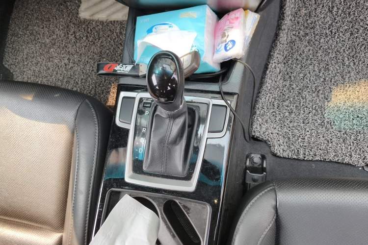 Used Hyundai Mistra 2014 1.8L Automatic Smart GLS Gear Lever