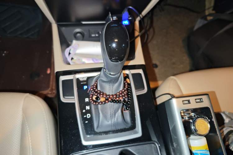 Used Hyundai Mistra 2014 1.8L Automatic Deluxe DLX Model Gear Lever