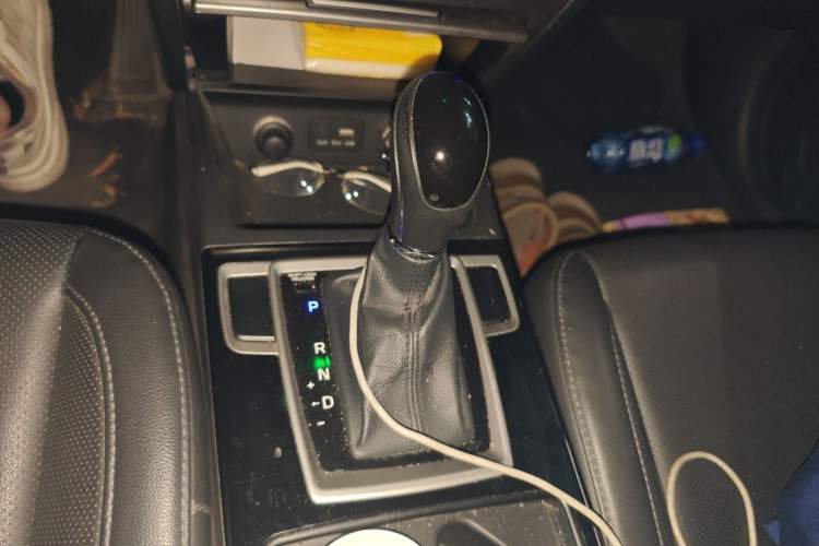 Used Hyundai Mistra 2014 1.8L Automatic Smart GLS Gear Lever