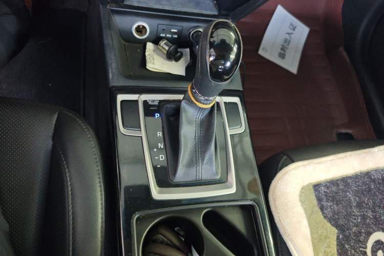 Used Hyundai Mistra 2014 1.8L Automatic Smart GLS Gear Lever