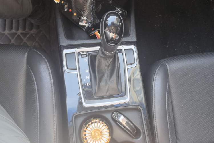 Used Hyundai Mistra 2014 1.8L Automatic Smart GLS Gear Lever