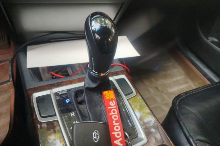 Used Hyundai Mistra 2014 1.8L Automatic Deluxe DLX Model Gear Lever