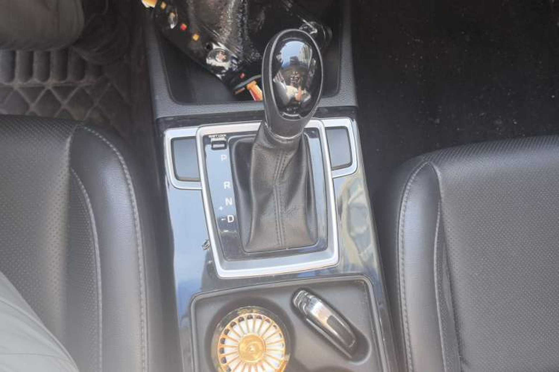 Used Hyundai Mistra 2014 1.8L Automatic Smart GLS Gear Lever