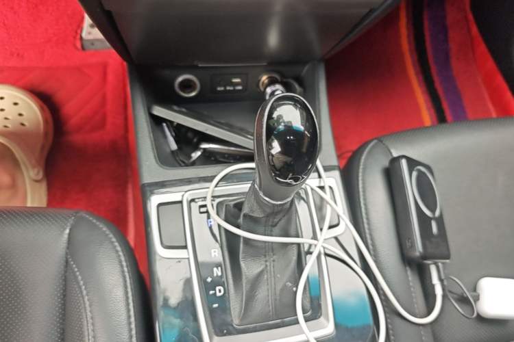 Used Hyundai Mistra 2014 1.8L Automatic Smart GLS Gear Lever