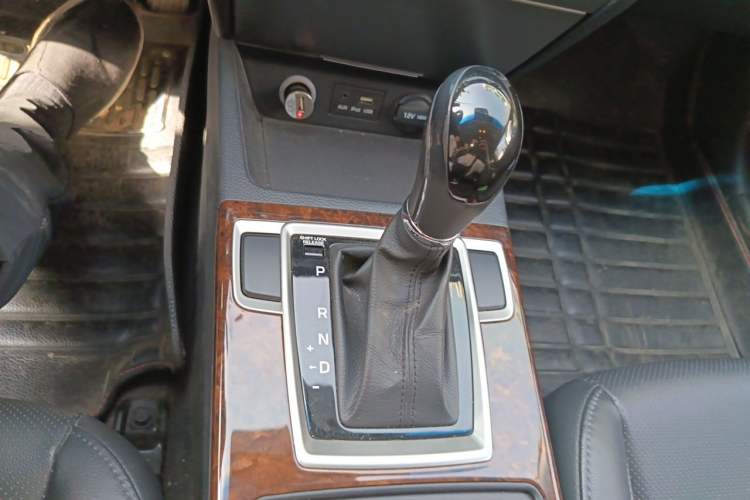 Used Hyundai Mistra 2014 1.8L Automatic Deluxe DLX Model Gear Lever