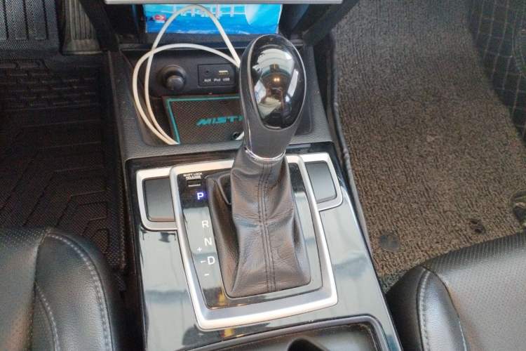 Used Hyundai Mistra 2014 1.8L Automatic Smart GLS Gear Lever