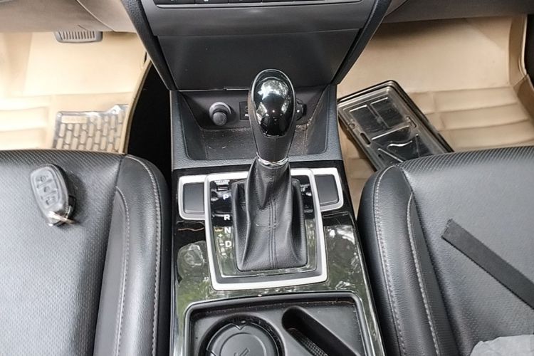 Used Hyundai Mistra 2014 1.8L Automatic Smart GLS Gear Lever