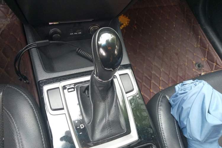 Used Hyundai Mistra 2014 1.8L Automatic Smart GLS Gear Lever