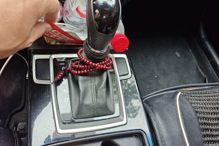 Used Hyundai Mistra 2014 1.8L Automatic Smart GLS Gear Lever