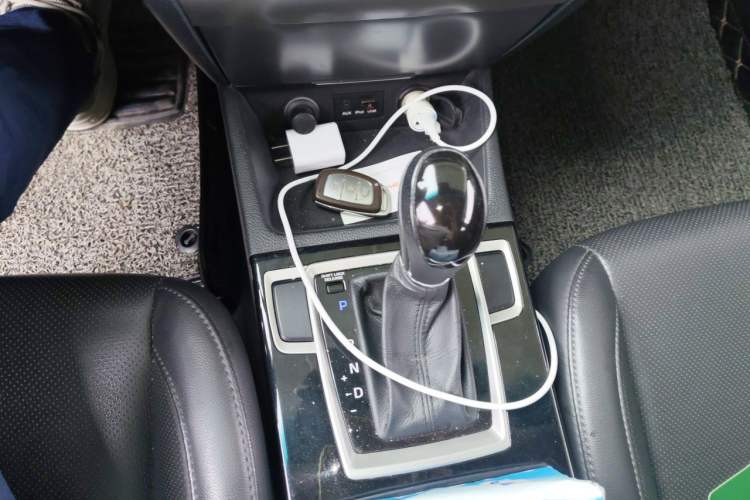 Used Hyundai Mistra 2014 1.8L Automatic Smart GLS Gear Lever