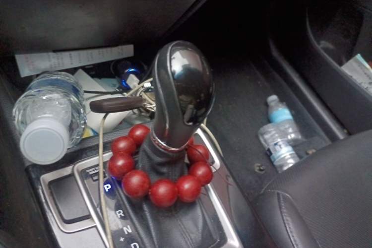 Used Hyundai Mistra 2014 1.8L Automatic Deluxe DLX Model Gear Lever
