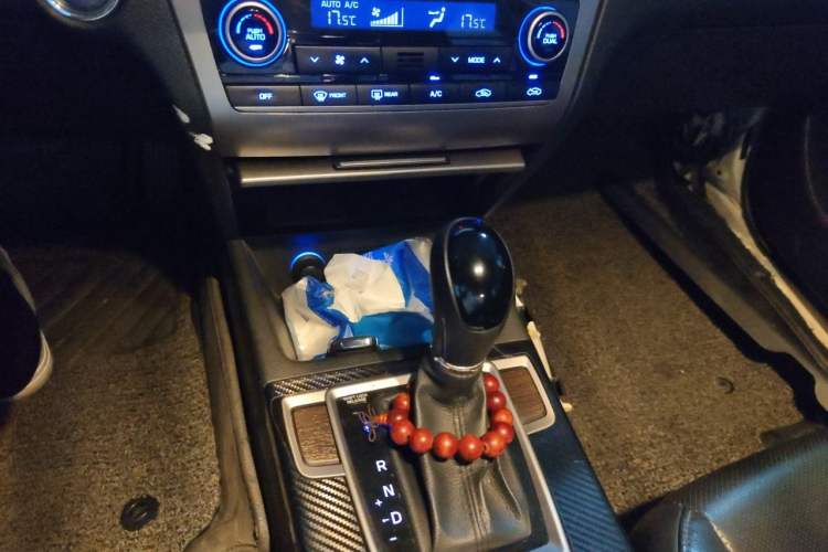 Used Hyundai Mistra 2014 1.8L Automatic Smart GLS Gear Lever
