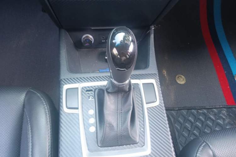 Used Hyundai Mistra 2014 1.8L Automatic Deluxe DLX Model Gear Lever
