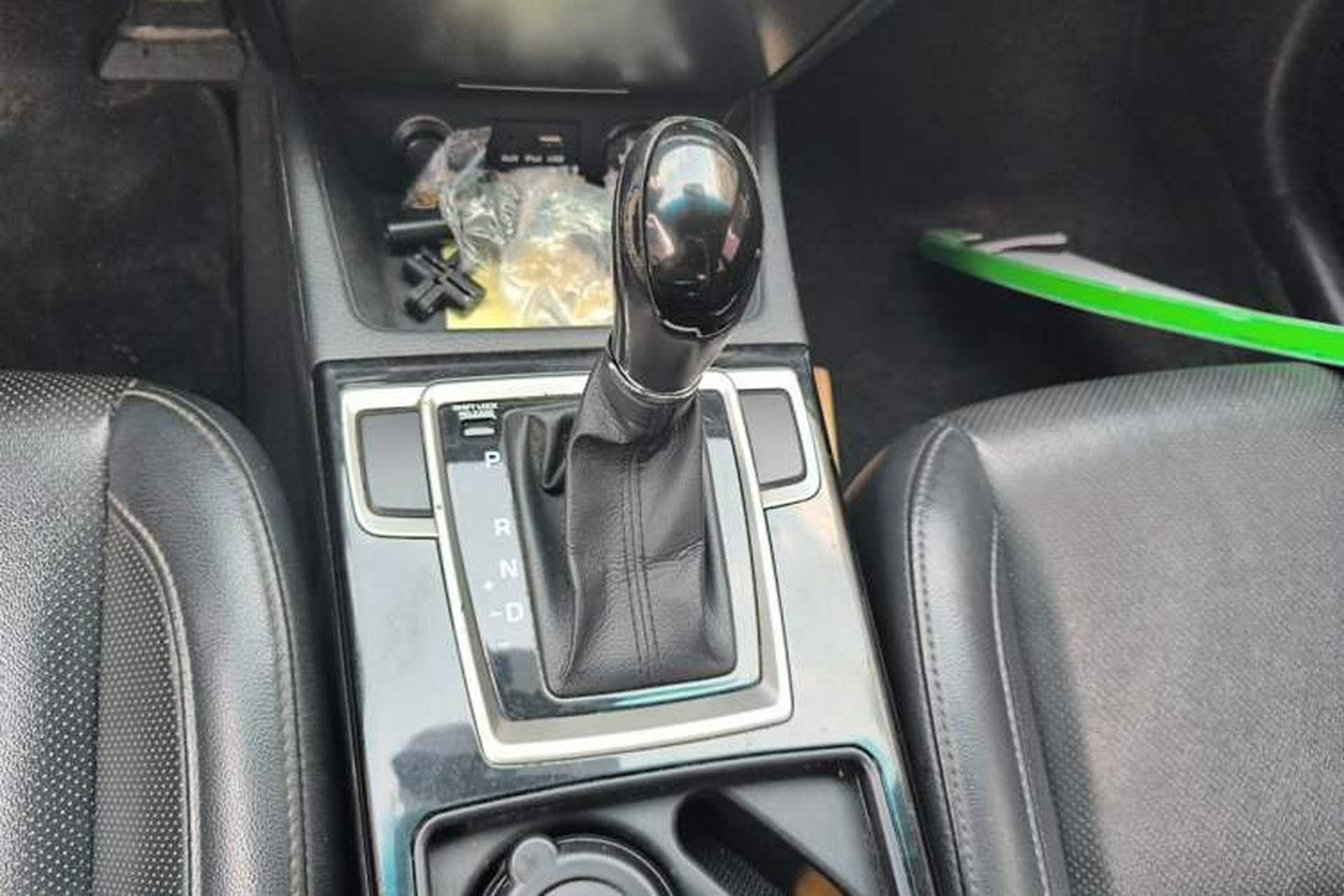 Used Hyundai Mistra 2014 1.8L Automatic Deluxe DLX Model Gear Lever