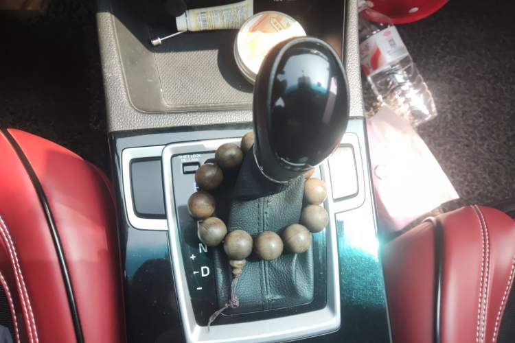 Used Hyundai Mistra 2014 1.8L Automatic Smart GLS Gear Lever
