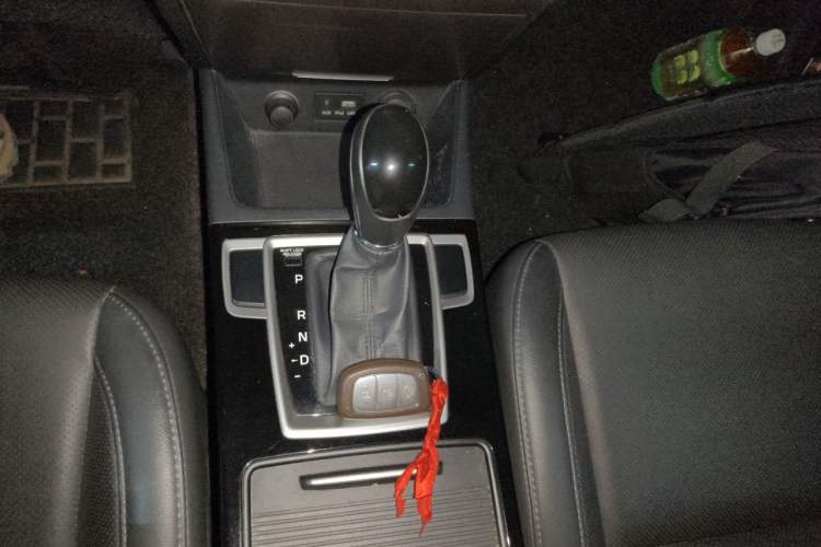 Used Hyundai Mistra 2014 1.8L Automatic Smart GLS Gear Lever