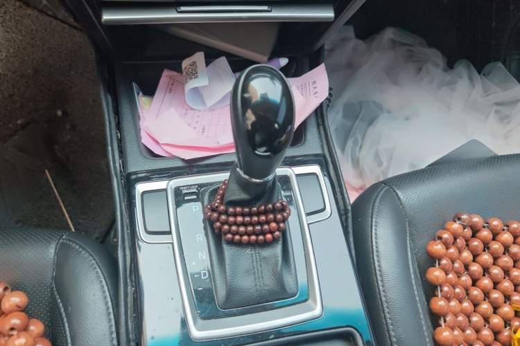 Used Hyundai Mistra 2014 1.8L Automatic Smart GLS Gear Lever
