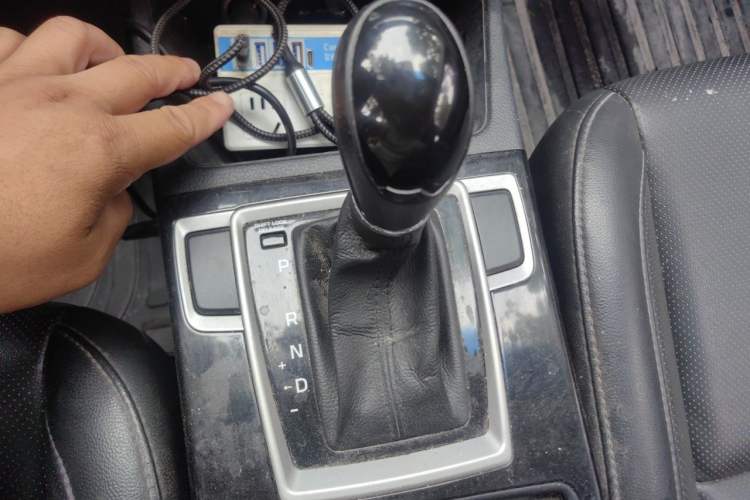 Used Hyundai Mistra 2014 1.8L Automatic Smart GLS Gear Lever