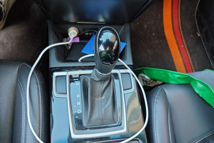 Used Hyundai Mistra 2014 1.8L Automatic Smart GLS Gear Lever
