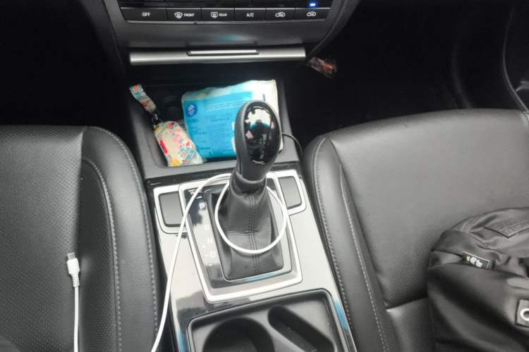 Used Hyundai Mistra 2014 1.8L Automatic Smart GLS Gear Lever