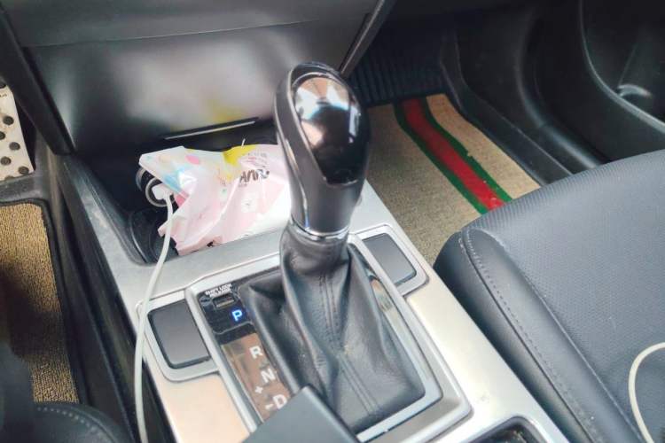 Used Hyundai Mistra 2014 1.8L Automatic Deluxe DLX Model Gear Lever