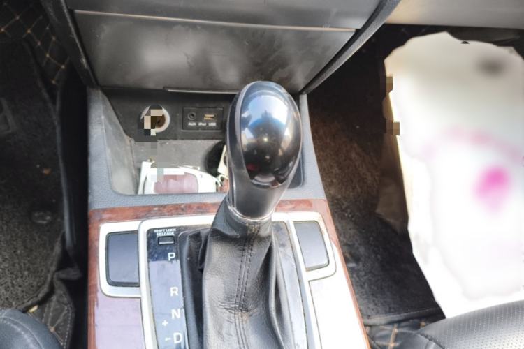 Used Hyundai Mistra 2014 1.8L Automatic Deluxe DLX Model Gear Lever