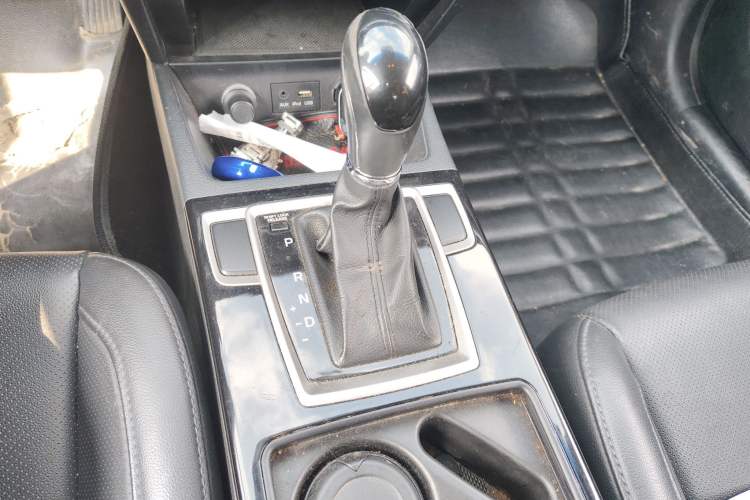 Used Hyundai Mistra 2014 1.8L Automatic Deluxe DLX Model Gear Lever