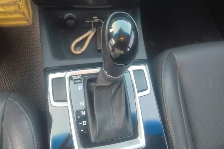 Used Hyundai Mistra 2014 1.8L Automatic Smart GLS Gear Lever