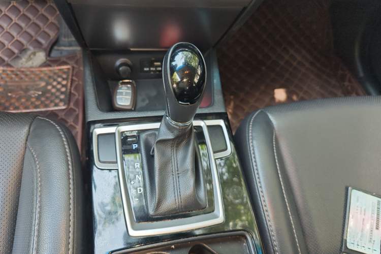 Used Hyundai Mistra 2014 1.8L Automatic Smart GLS Gear Lever