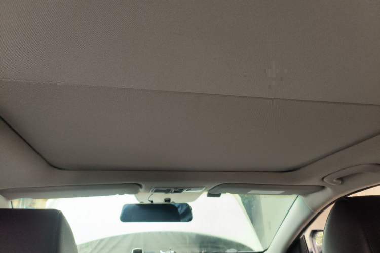 Used Hyundai Mistra 2014 1.8L Automatic Deluxe DLX Model Headliner
